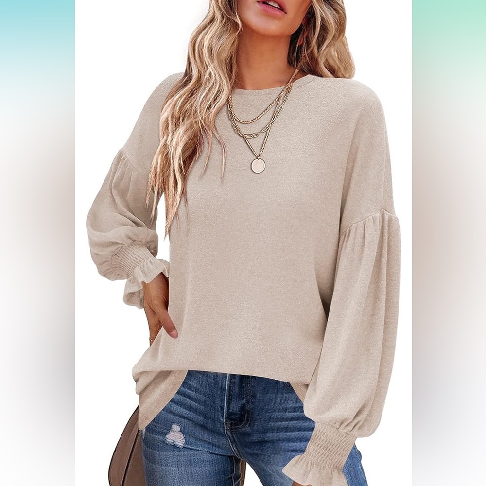 Long sleeve with ruffles